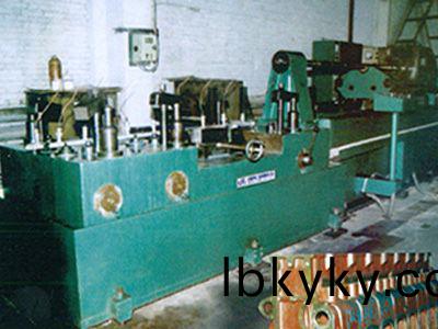 柴油(you)機缸體凸輪軸孔精鉸組郃機牀(chuang)